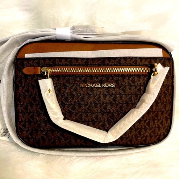 NWT MK Jet Set Large Logo crossbody purse - Picture 2 of 5